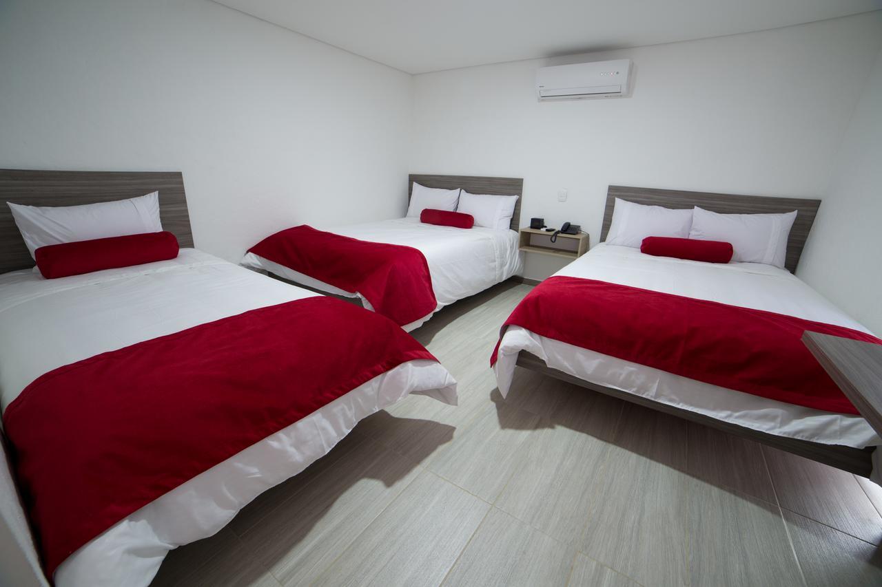 Hotel Med 70 Medellín Eksteriør billede