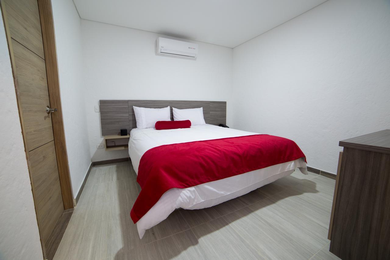 Hotel Med 70 Medellín Eksteriør billede