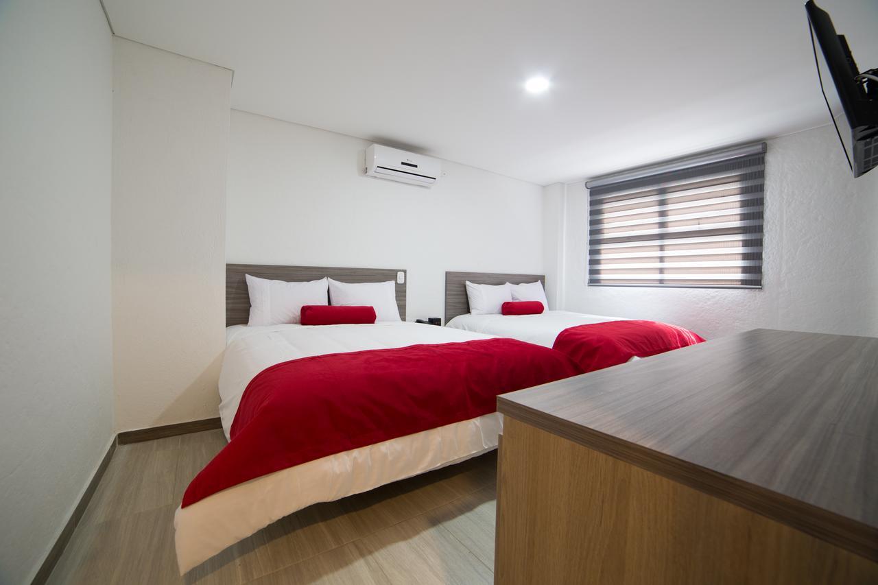 Hotel Med 70 Medellín Eksteriør billede