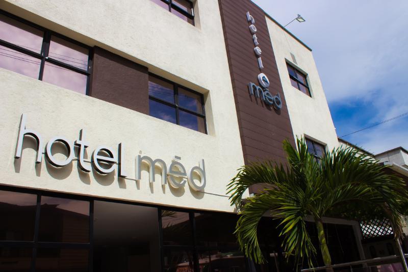 Hotel Med 70 Medellín Eksteriør billede