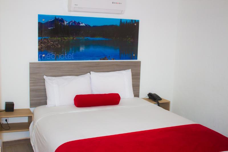 Hotel Med 70 Medellín Eksteriør billede