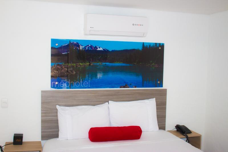 Hotel Med 70 Medellín Eksteriør billede